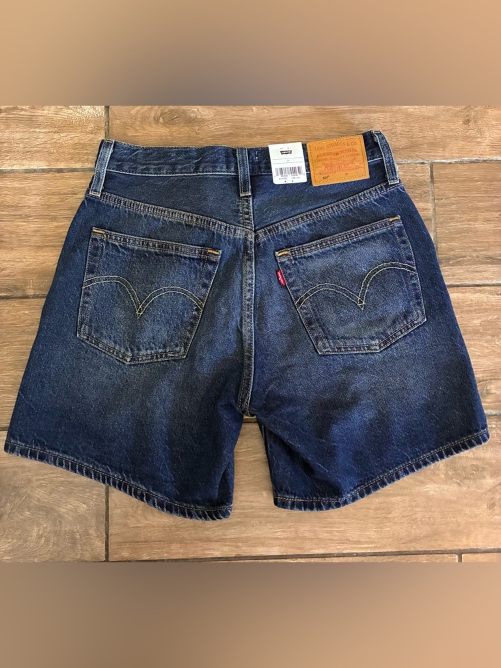 Levi’s 501 Original Fit Mid Thigh High Rise Shorts Lightweight